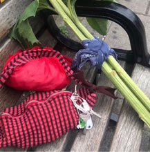 Load image into Gallery viewer, Small Crinkle Bag in Pink